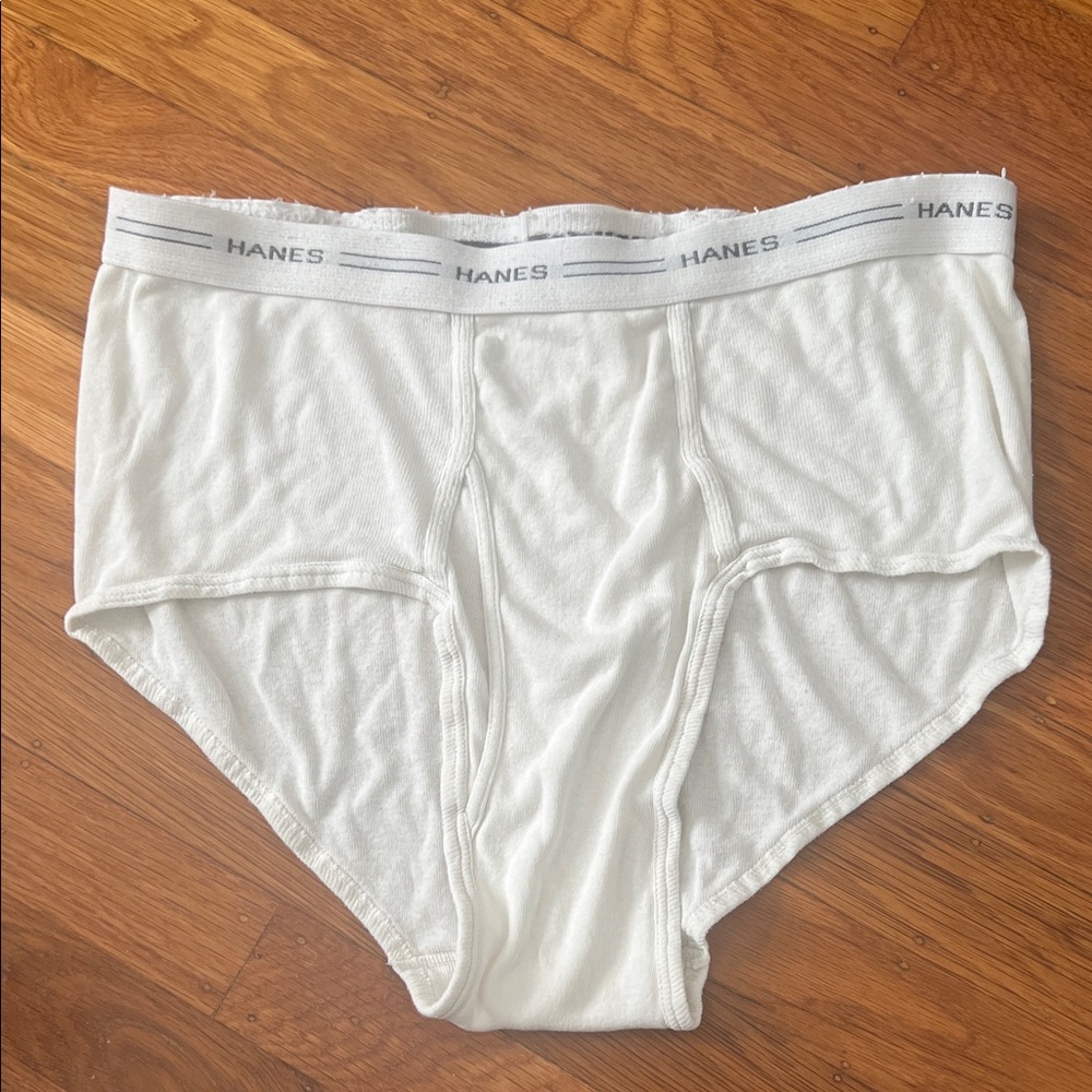 Hanes Classic White Men's Briefs